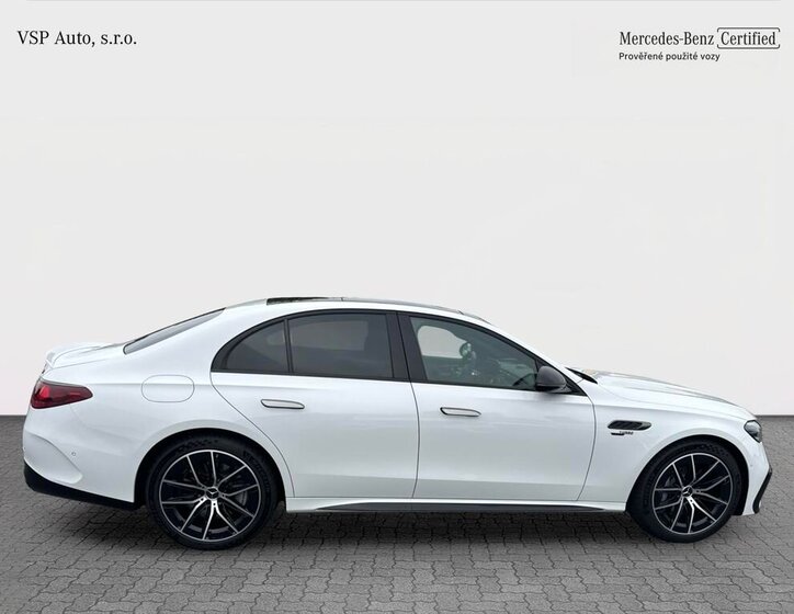 Mercedes-Benz Třídy E 6