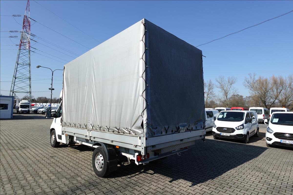 Peugeot Boxer Ostatní 2,2 l 121 kw