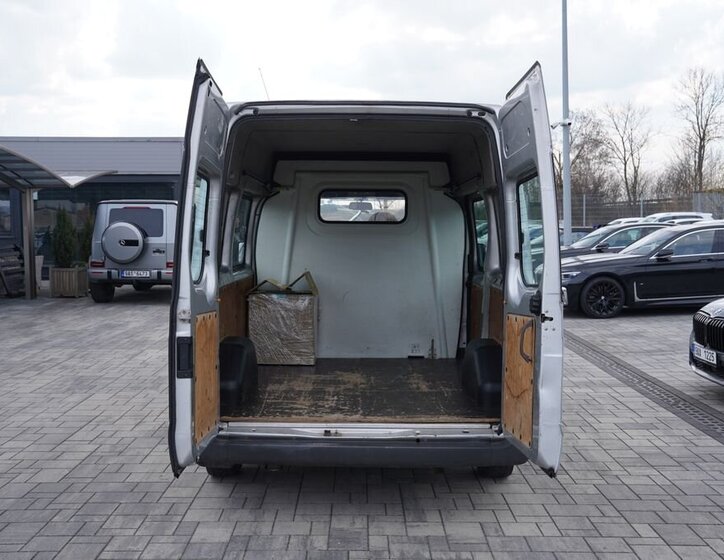 Ford Transit Skříň 2,0 l 73 kw