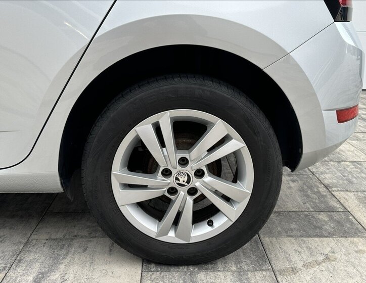 Škoda Fabia Hatchback 999,0 70 kw