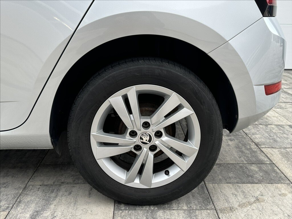 Škoda Fabia Hatchback 999,0 70 kw