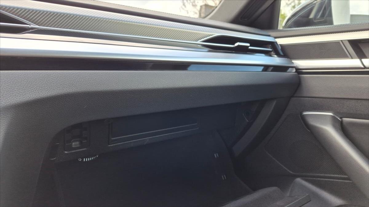 Volkswagen Arteon Kombi 2,0 l 110 kw