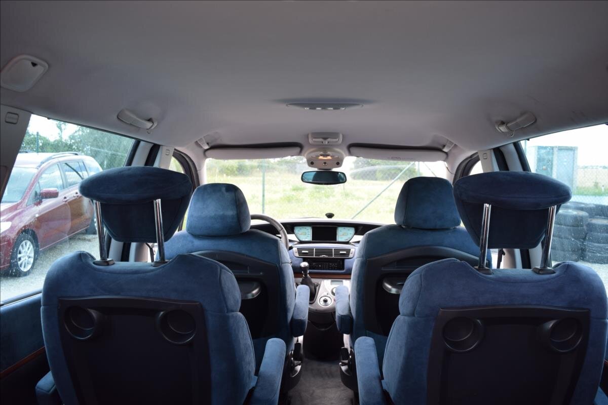 Lancia Phedra MPV 2,2 l 94 kw