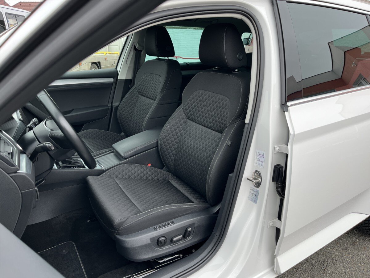 Škoda Superb Kombi 2,0 l 110 kw