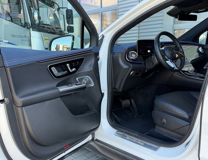Mercedes-Benz EQE SUV / Terénní 0,0 215 kw