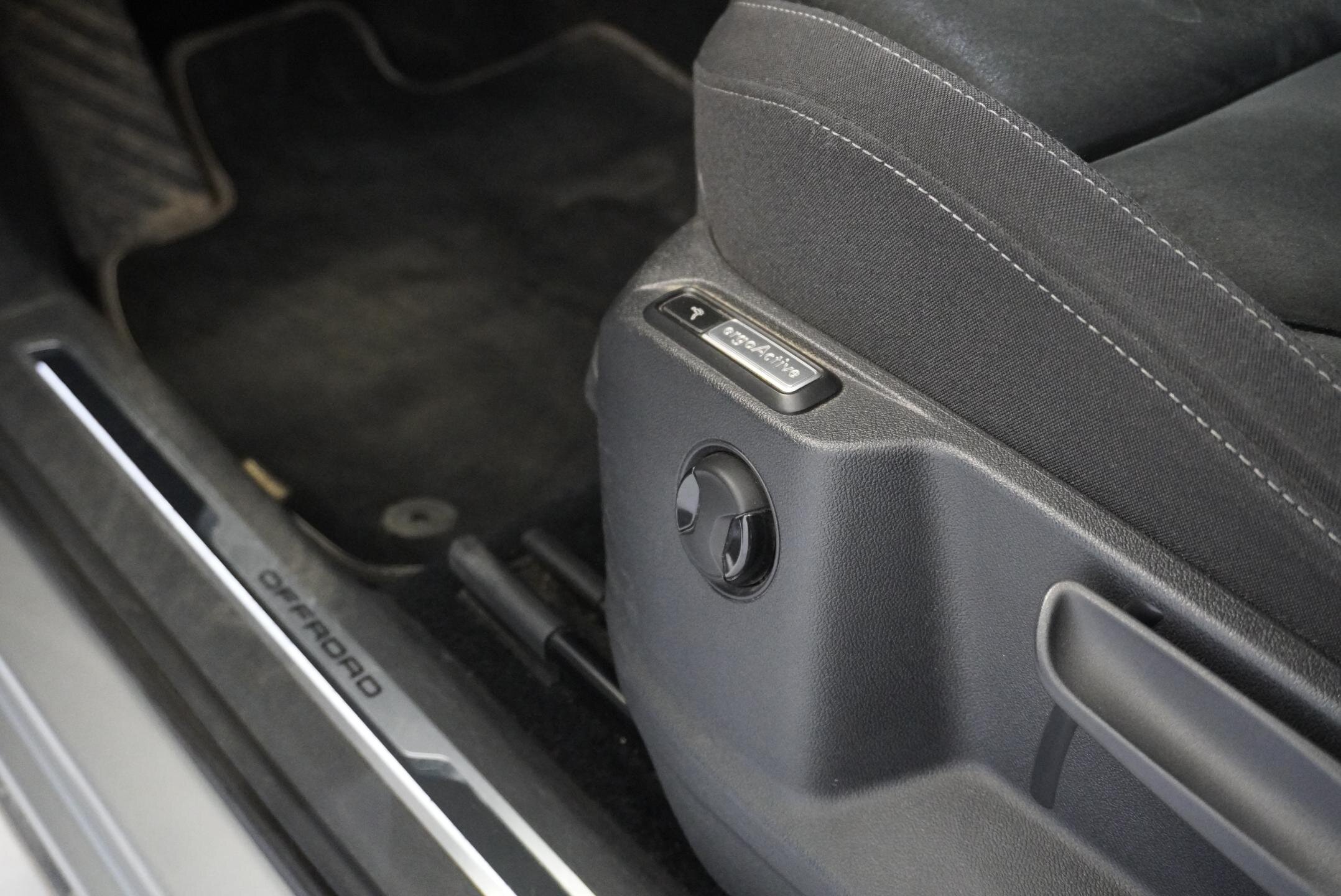 Volkswagen Tiguan SUV / Terénní 2,0 l 140 kw