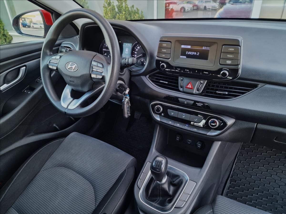 Hyundai i30 Kombi 998,0 88 kw