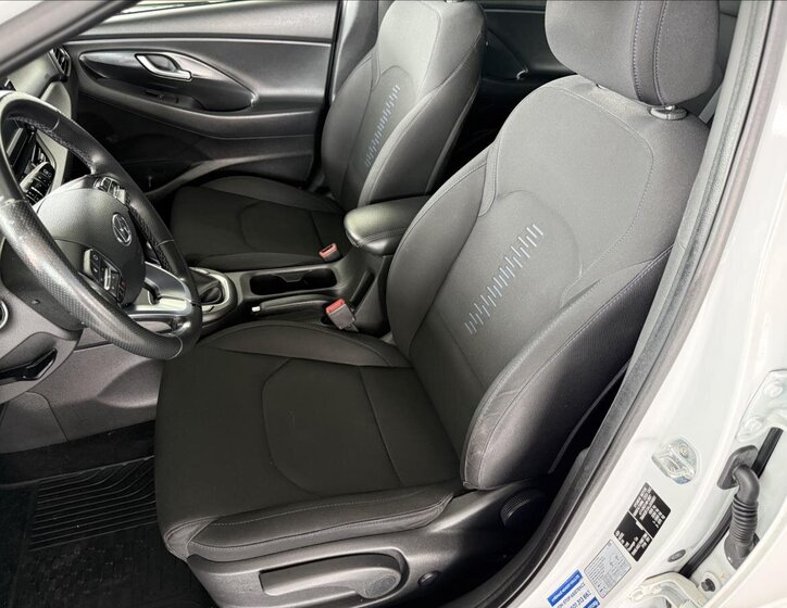 Hyundai i30 Kombi 1,4 l 103 kw
