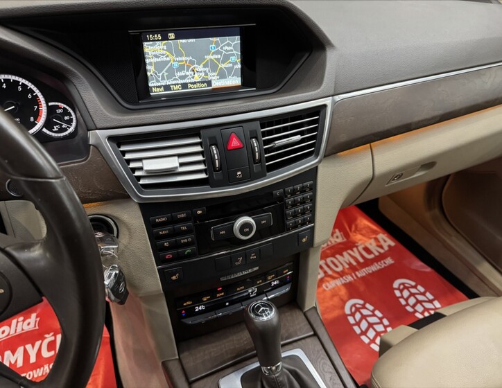 Mercedes-Benz Třídy E 18