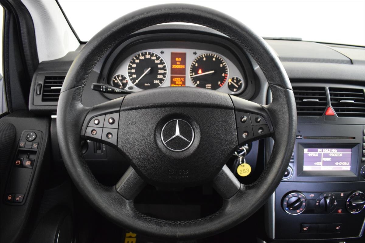 Mercedes-Benz Třídy B Hatchback 1,5 l 70 kw