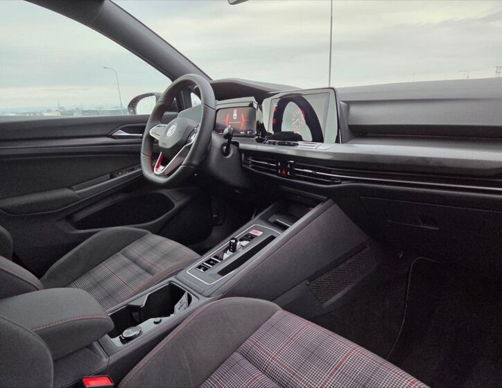 Volkswagen Golf Hatchback 2,0 l 180 kw