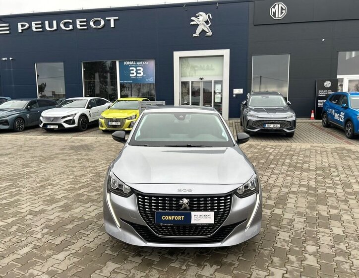 Peugeot 208 Hatchback 1,2 l 74 kw