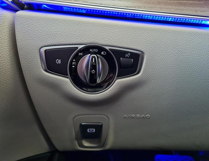 Mercedes-Benz Třídy E 11