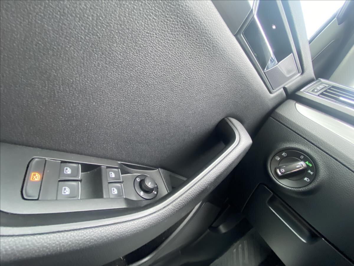 Škoda Superb Kombi 2,0 l 140 kw