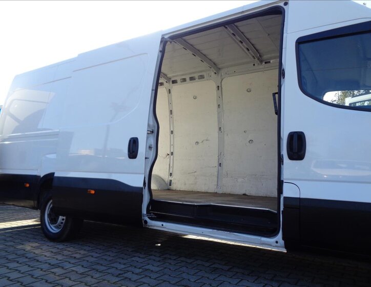 Iveco Daily Ostatní 2,3 l 100 kw