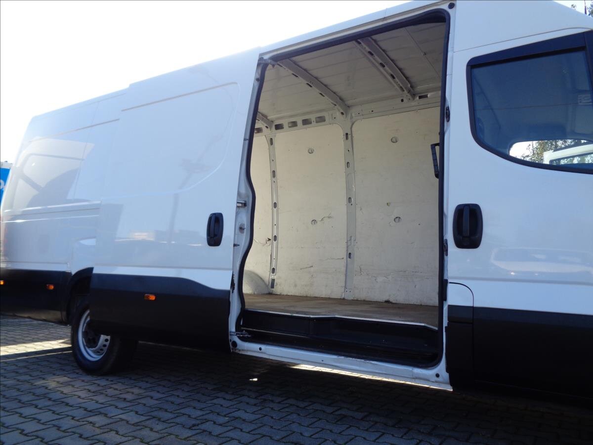 Iveco Daily Ostatní 2,3 l 100 kw