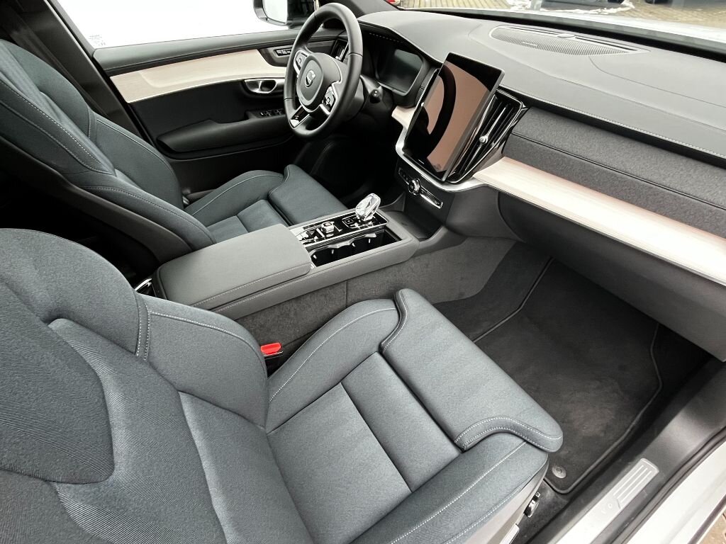 Volvo XC90 SUV 2,0 l 335 kw