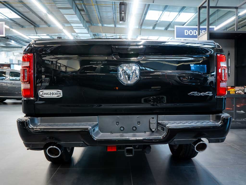 Dodge RAM Pick-up 5,7 l 291 kw