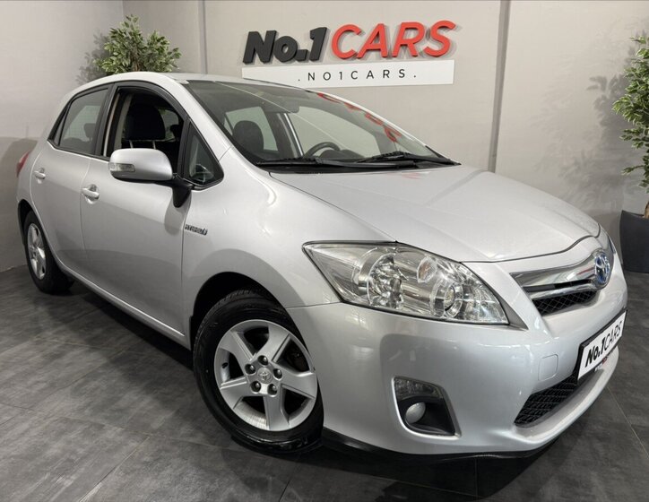 Toyota Auris Hatchback 1,8 l 73 kw