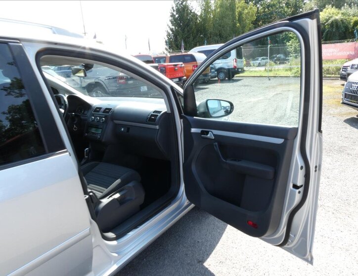 Volkswagen Touran 22