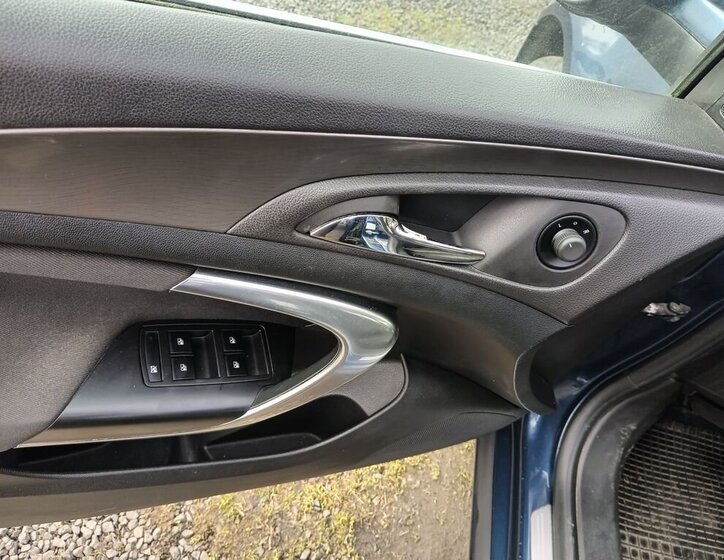 Opel Insignia Kombi 2,0 l 96 kw