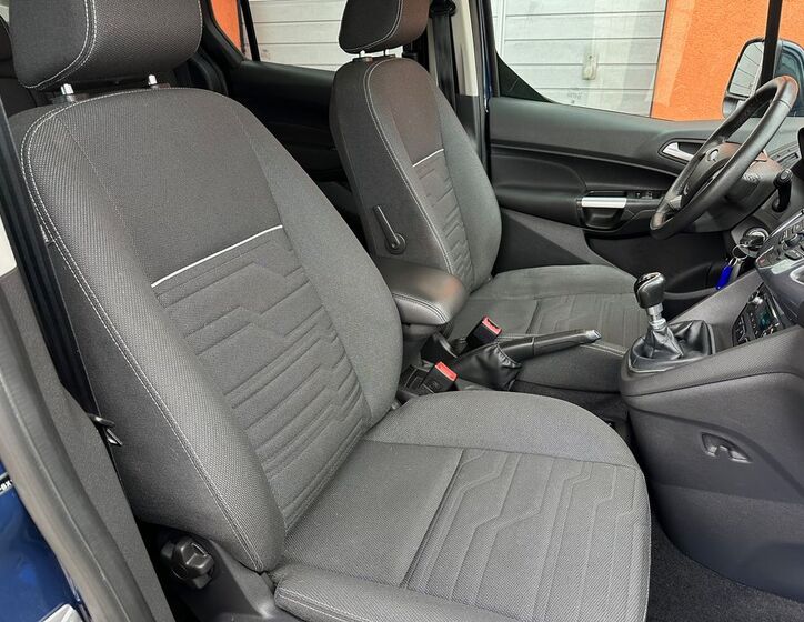 Ford Tourneo Connect 17