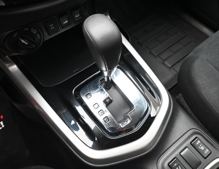 Nissan Navara Pick-up 2,3 l 140 kw