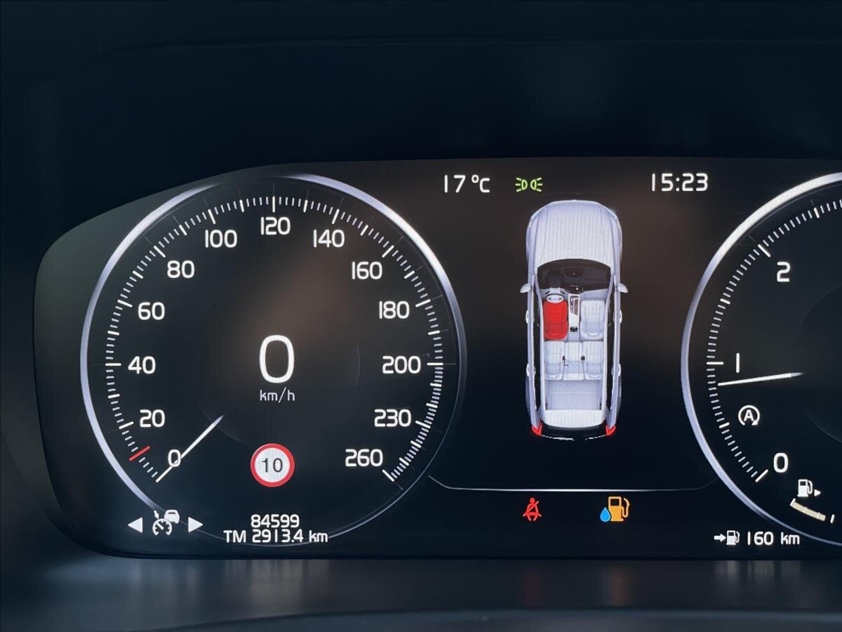 Volvo XC90 SUV 2,0 l 173 kw