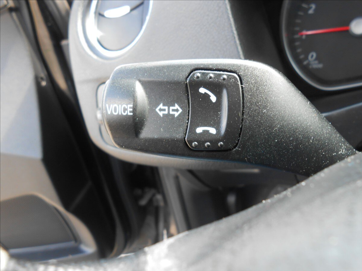 Ford Mondeo Kombi 2,0 l 107 kw