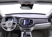 Volvo XC90 SUV / Terénní 2,0 l 165 kw