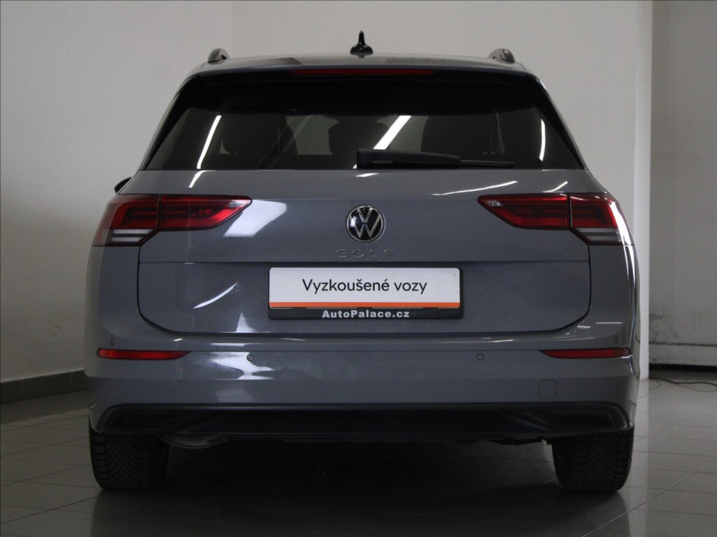 Volkswagen Golf Kombi 1,5 l 96 kw