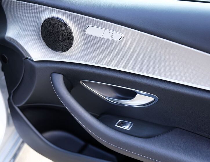 Mercedes-Benz Třídy E 28