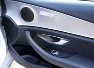 Mercedes-Benz Třídy E 28