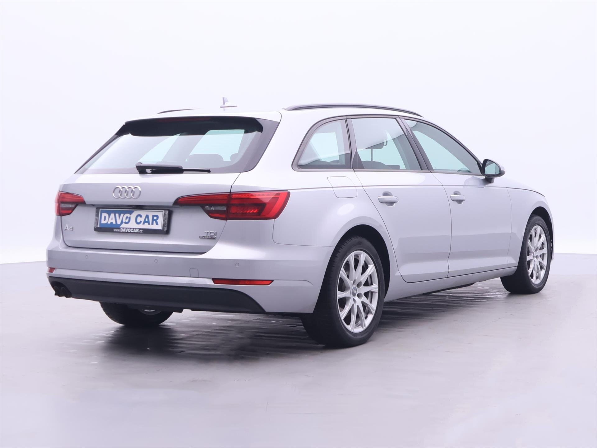 Audi A4 Kombi 2,0 l 140 kw