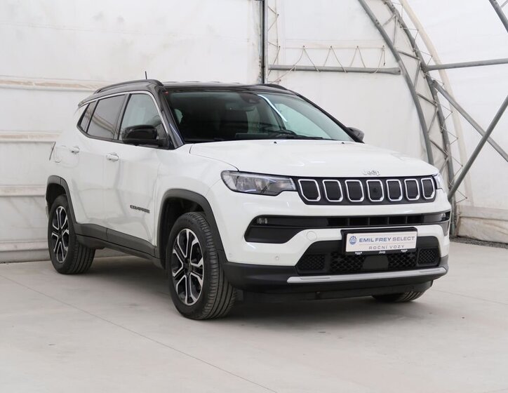 Jeep Compass SUV / Terénní 1,6 l 96 kw