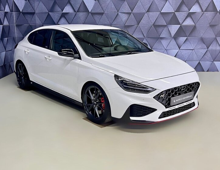 Hyundai i30 Hatchback 2,0 l 206 kw