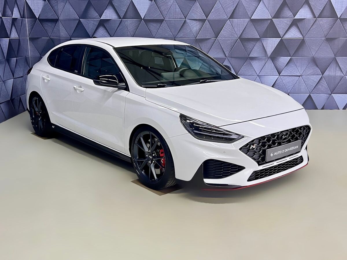 Hyundai i30 Hatchback 2,0 l 206 kw