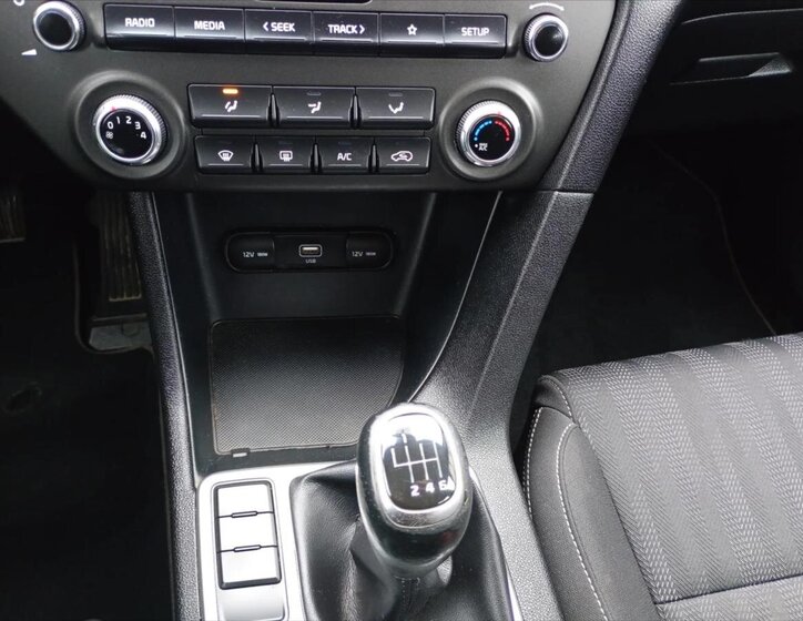 KIA Sportage SUV / Terénní 1,6 l 97 kw