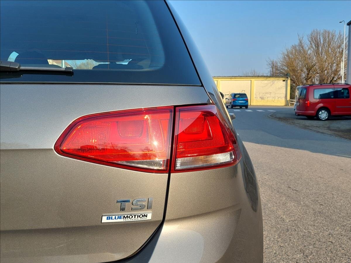 Volkswagen Golf Hatchback 1,2 l 81 kw