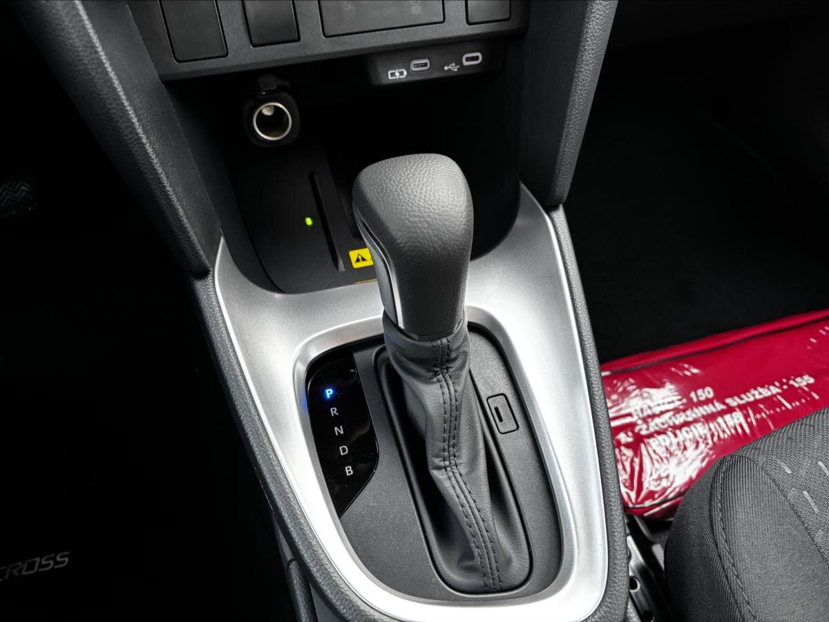 Toyota Yaris Cross SUV 1,5 l 68 kw