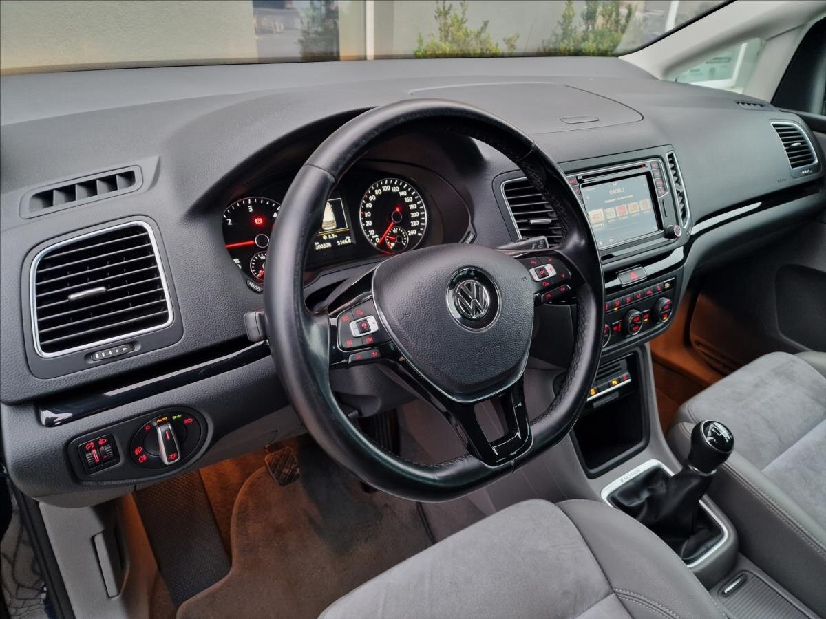 Volkswagen Sharan Kombi 2,0 l 110 kw