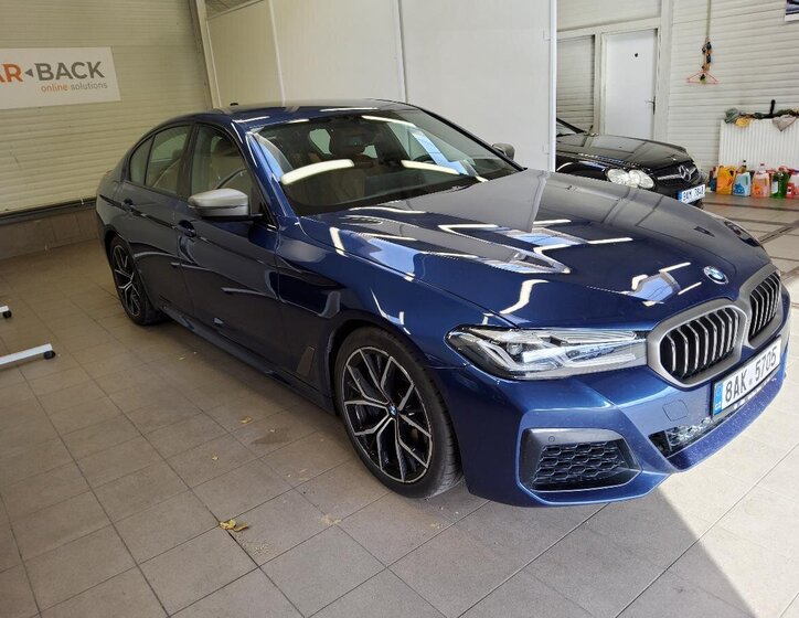 BMW Řada 5 Sedan 4,4 l 390 kw