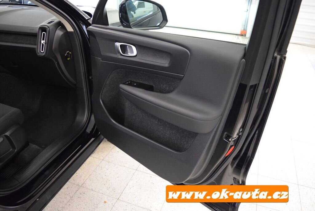 Volvo XC40 SUV / Terénní 0,0 95 kw