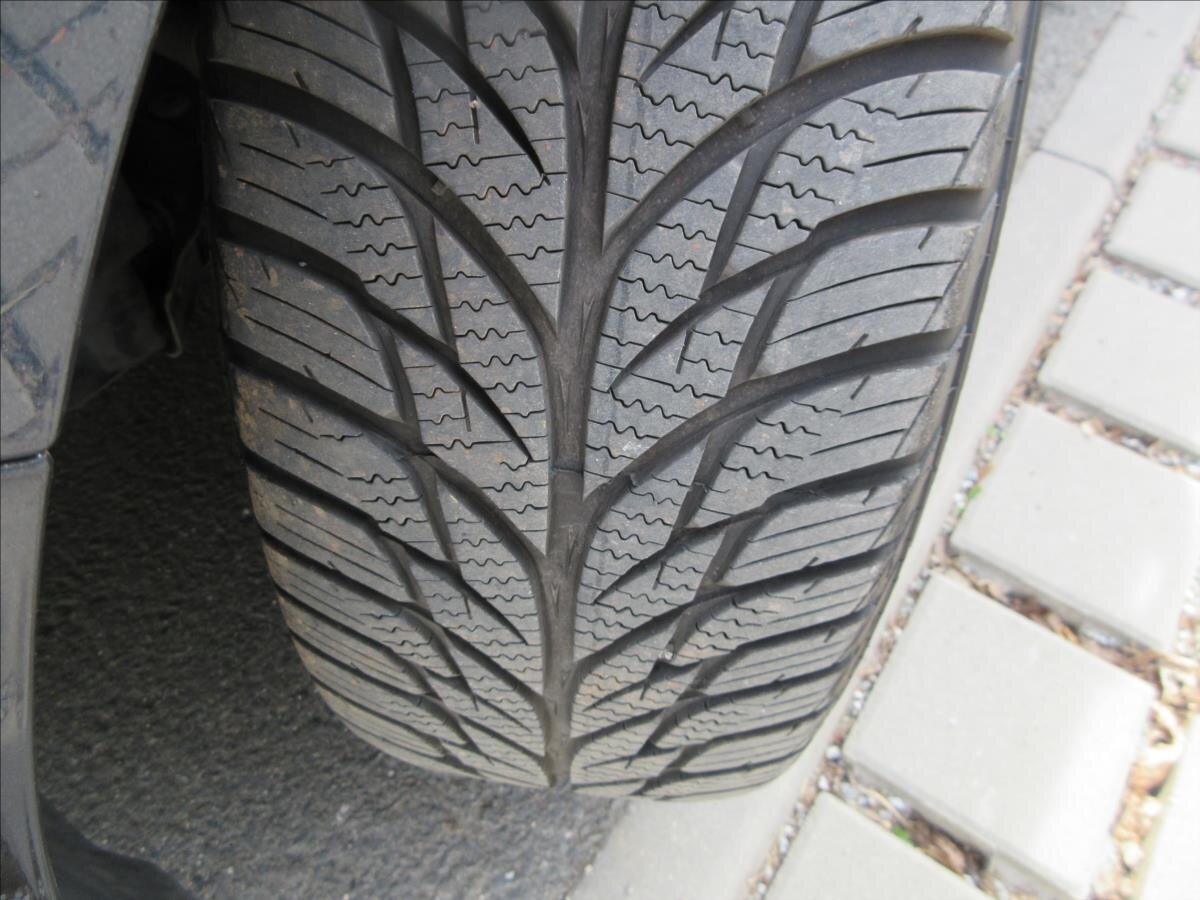 Peugeot 308 Kombi 1,6 l 68 kw