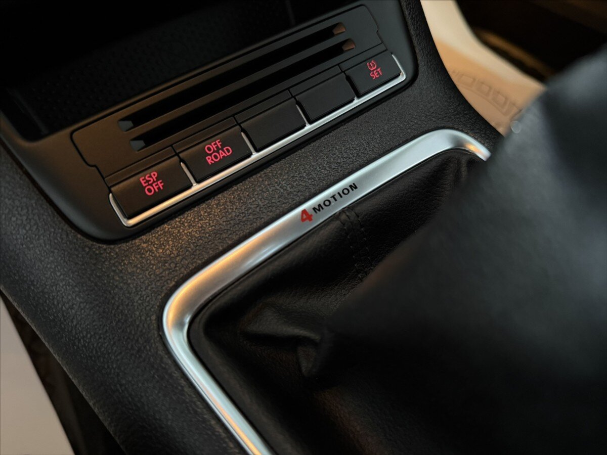 Volkswagen Tiguan SUV / Terénní 2,0 l 125 kw