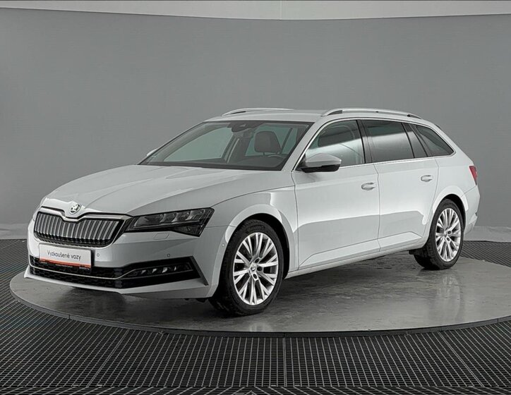 Škoda Superb Kombi 1,4 l 160 kw