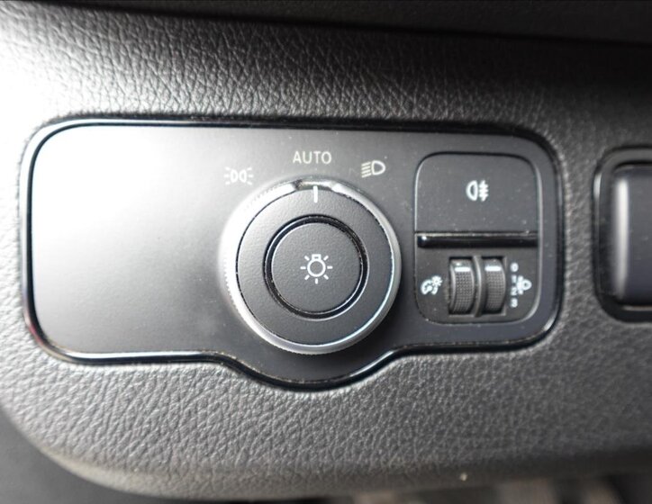 Mercedes-Benz Sprinter Valník 2,0 l 125 kw