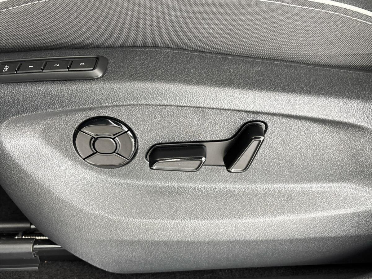 Škoda Kodiaq SUV / Terénní 2,0 l 142 kw