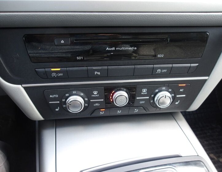 Audi A6 Sedan / Limuzína 3,0 l 150 kw