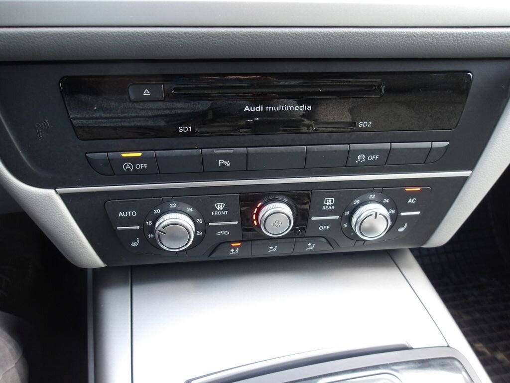 Audi A6 Sedan / Limuzína 3,0 l 150 kw